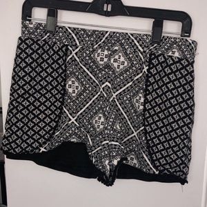 Francesca’s black and white printed shorts